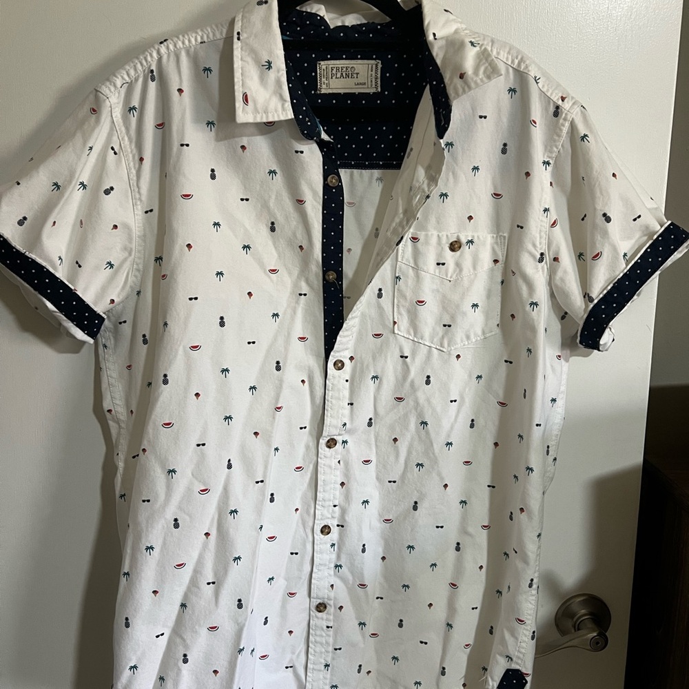 Free Planet‎ Men’s Button Down Shirt Tropical Pattern